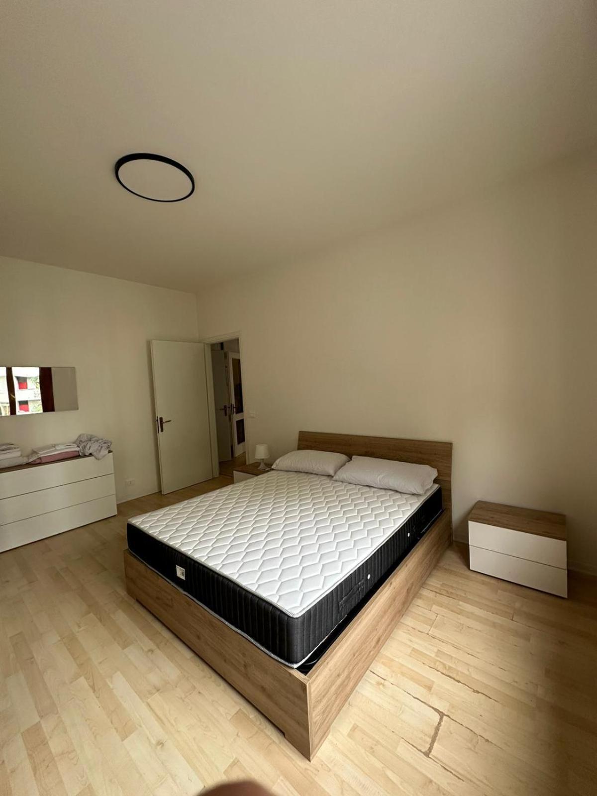 Olimpia House - Camere Accoglienti In Posizione Strategica Реджонель-Эмилия Экстерьер фото